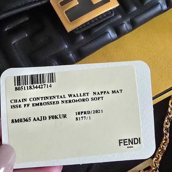 Fendi Chain wallet - Picture 3 of 10